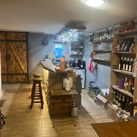 Vinny Sklipek Drapalik Feriehus Milovice (South Moravian)